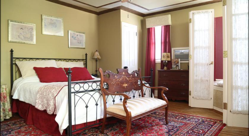 Amethyst Inn Adamstown Room photo